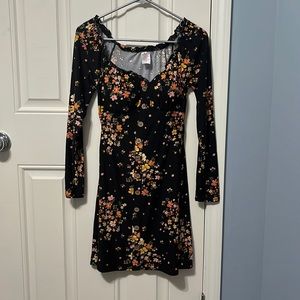 NO BOUNDARIES MIDI DRESS - BRAND NEW